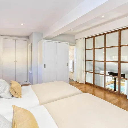 Apartamento Sebastian Souviron In By Solaga Homes Málaga