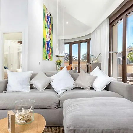 Sebastian Souviron In By Solaga Homes Malaga